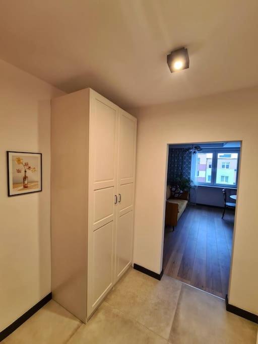 Uroczy Apartament Blisko Centrum - 10 Min Do Plazy Gdyně Exteriér fotografie